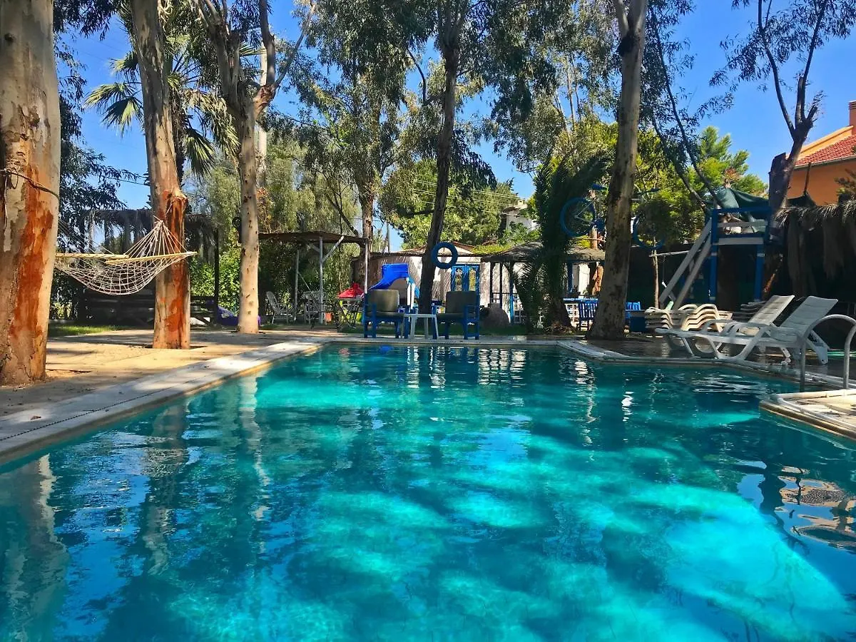 Urkmez Deniz Apart Otel Seferihisar 0*,  Turkey