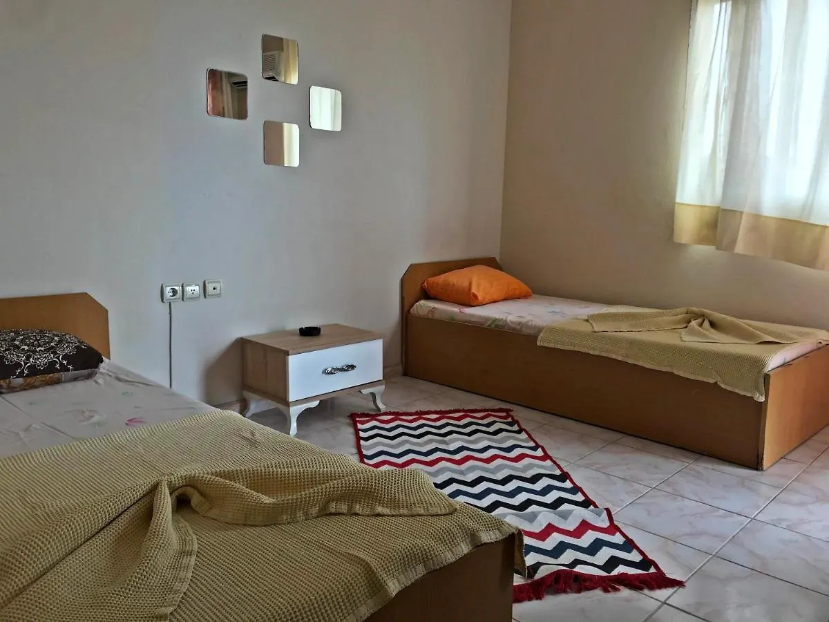 Urkmez Deniz Apart Otel Seferihisar Turkey