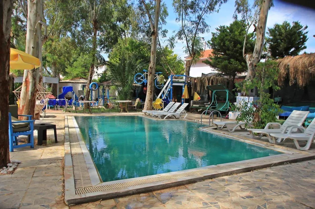 Urkmez Deniz Apart Otel Seferihisar 0*,  Turkey